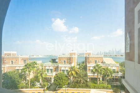 4 Bedroom Flat for Sale in Palm Jumeirah, Dubai - Resort Living | Sea View | Spacious | VOT