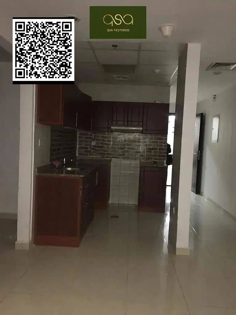 4 763788692-1066x800. PNG