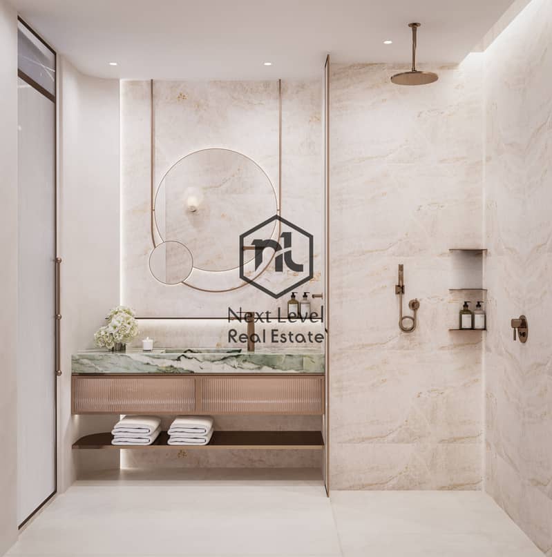 7 Bathroom. jpg