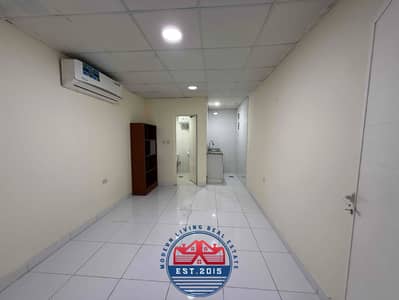 استوديو  للايجار في الشامخة، أبوظبي - IMG_6416. jpg