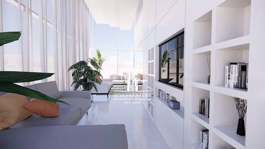 Studio for Sale in Jumeirah Lake Towers (JLT), Dubai - Investor Deal | Double-Height Loft | Lake View
