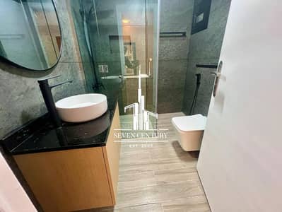 2 Bedroom Apartment for Rent in Jumeirah Village Circle (JVC), Dubai - Fully Upgraded | Open Kitchen | Ready To move In