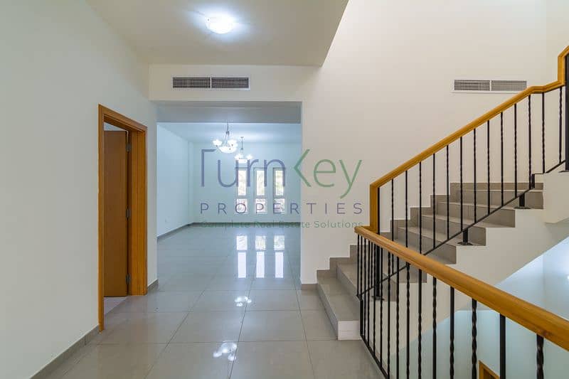 18 VILLA 2-16. jpg