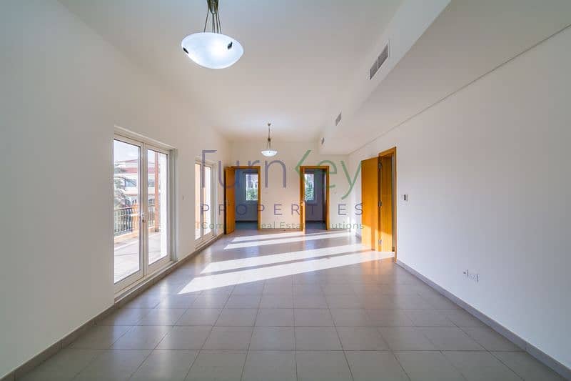 20 VILLA 2-21. jpg