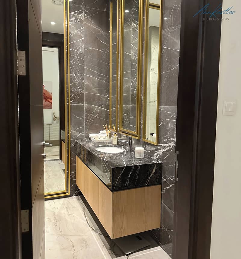 12 Powder Room. jpg