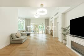 Stylish | Upgraded 3BR | Vacant on Transfer