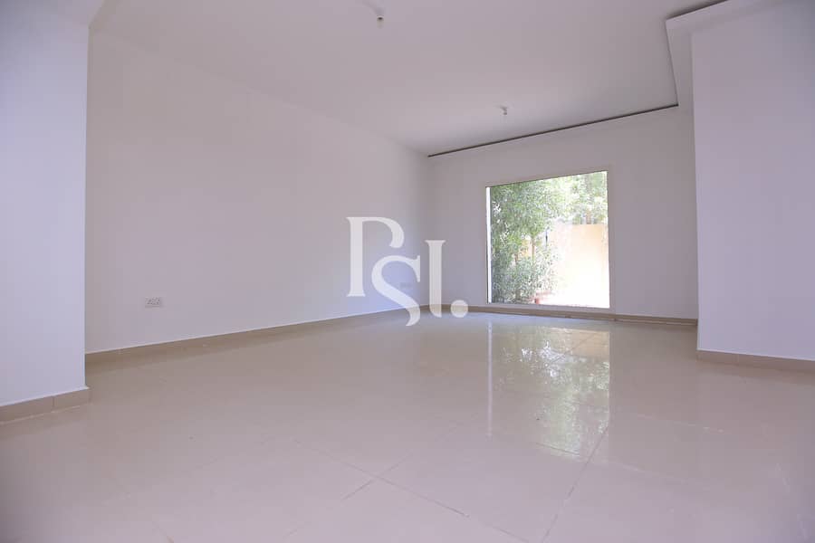 3 4-bedroom-villa-abu-dhabi-al-reef-arabian-village-living-area. JPG