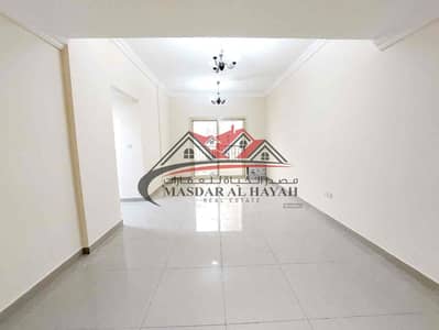 فلیٹ 2 غرفة نوم للايجار في تجارية مويلح، الشارقة - 389a321b-c85a-47bb-ad53-305012fc30a7. jpg
