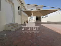 فیلا في المشرف 5 غرف 230000 درهم - 12135325