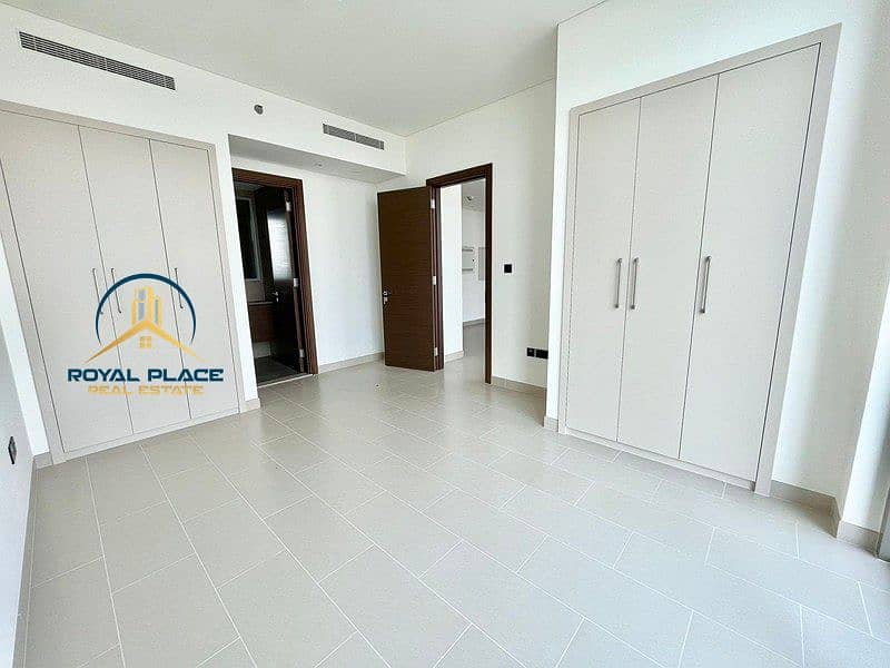 4 bd439be7-0227-4dd8-8727-fd2ff8909e78_11zon. jpg
