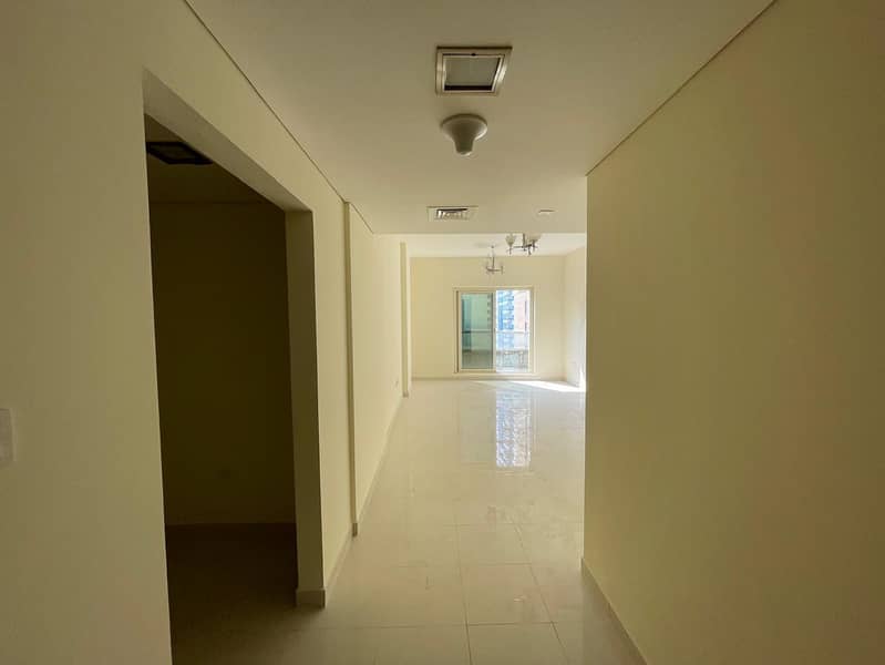 8 d52b6048-7cad-4495-b243-87e19173b4cd. jpg
