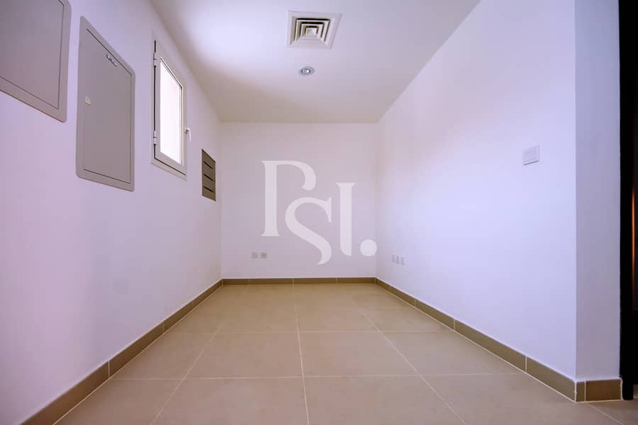 3 2BRM-Unit-C4A095-VI4979-Mediterranean-Village-Al-Reef-Village (10). jpg