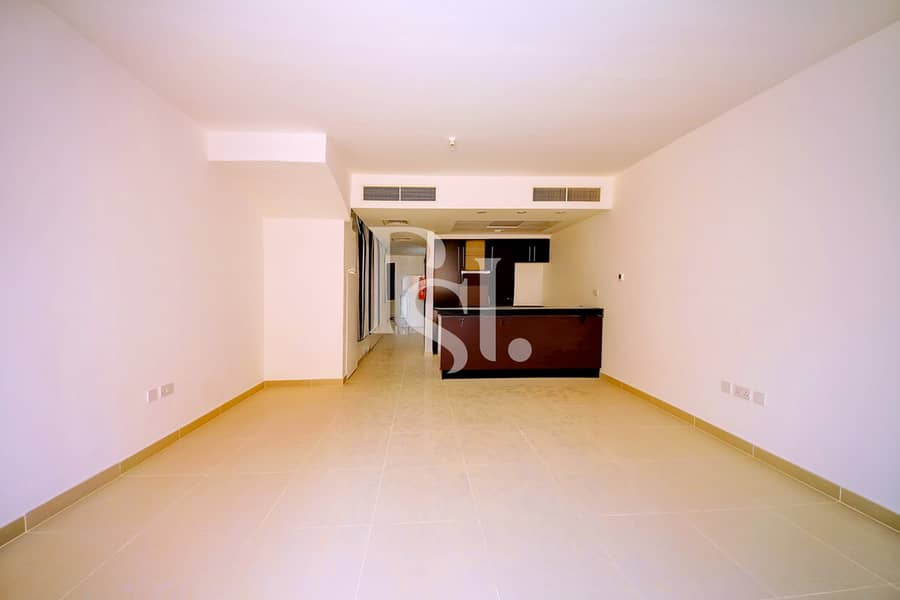 5 2BRM-Unit-C4A095-VI4979-Mediterranean-Village-Al-Reef-Village (18). jpg