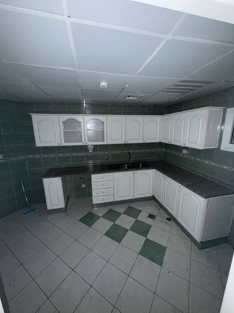 15 IMG-20250524-WA1037. jpg