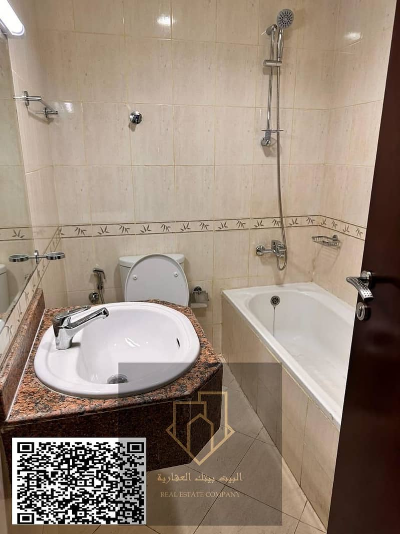 6 874c06dd-8bed-4dbd-a038-7cc67c0b5a13. jpg