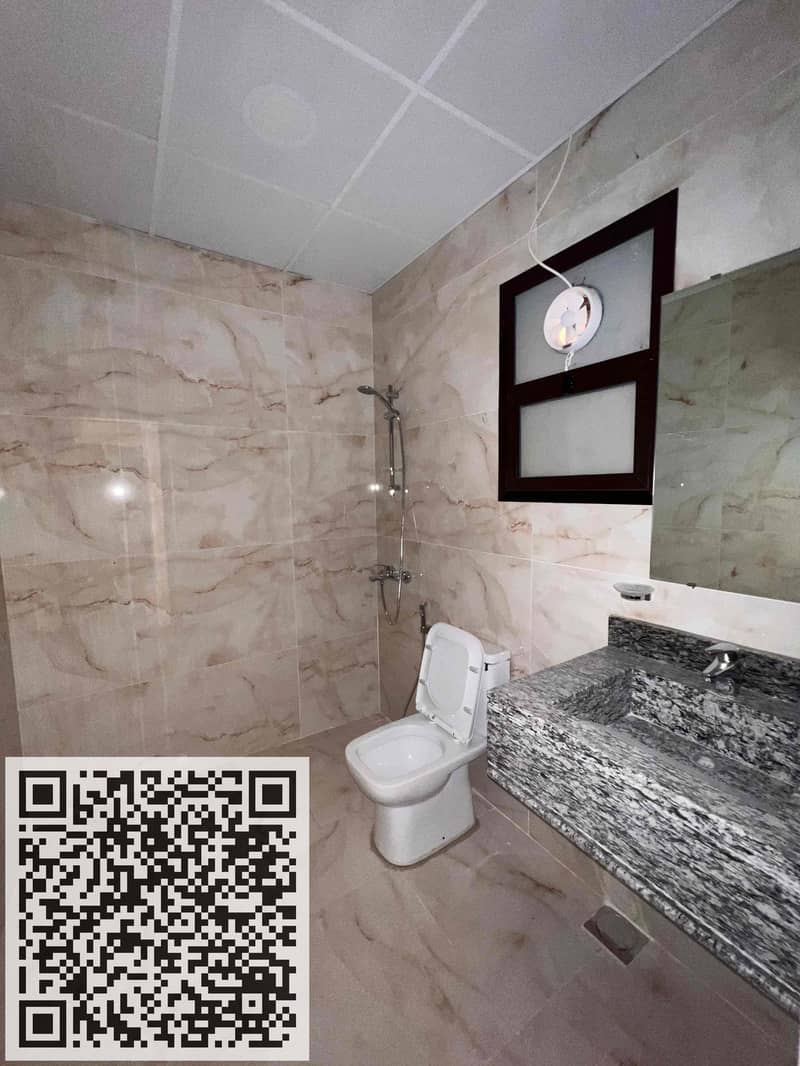 10 6873ce57-3e9c-414f-8f65-2ccaf3dcbdfd. jpg