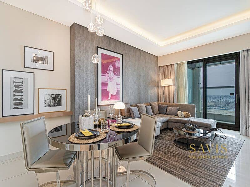 15 DAMAC Paramount  Tower (11). jpg