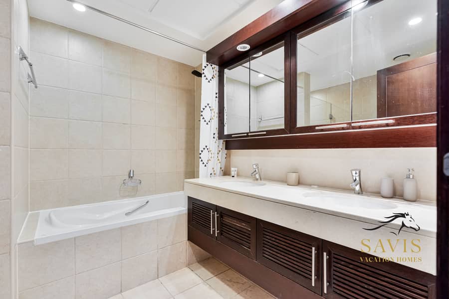 Full Burj Khalifa View | Downtown | Special Summer Offer - Image 19