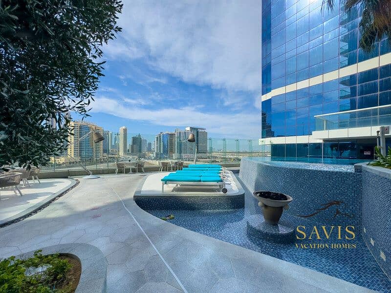 17 DAMAC Paramount  Tower (50). jpg