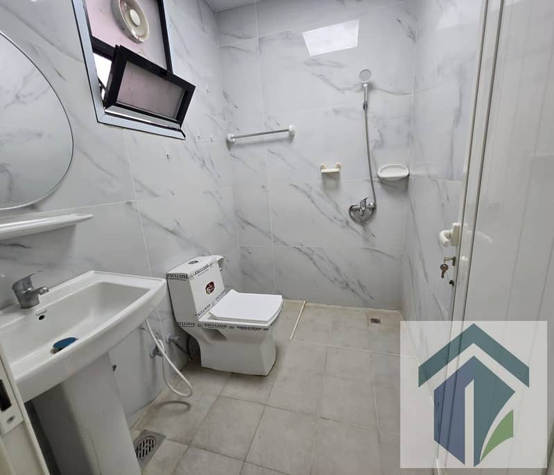 22 f1ac0eef-2031-4a13-a657-d45ff2024d61. jpeg