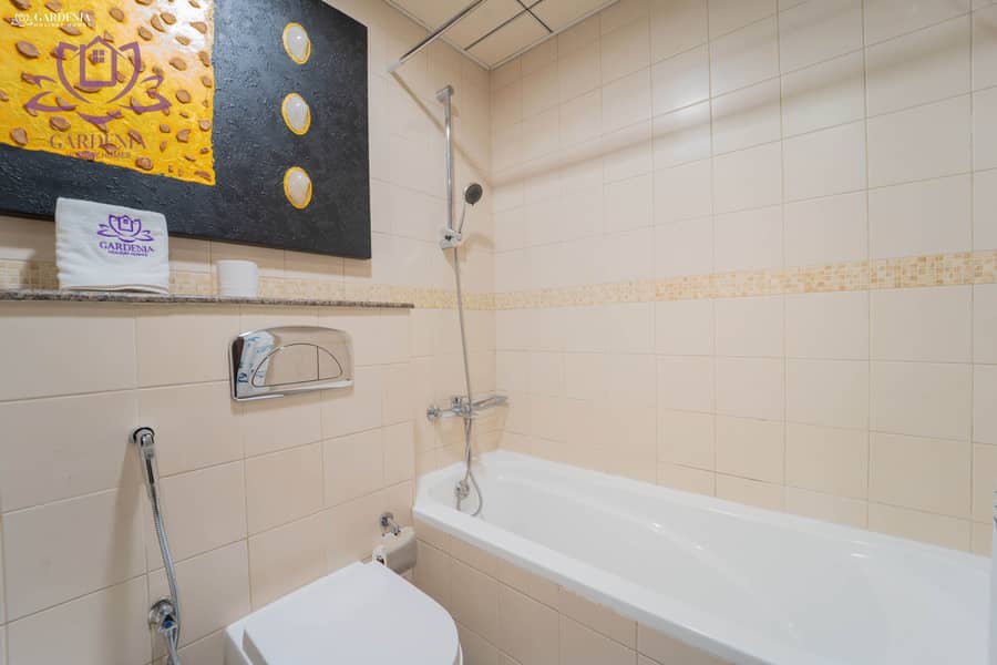 11 Bath 1 3. jpg