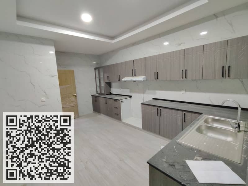 11 b92b584e-b5ae-40a7-b0ec-a7eda97d3830. jpg
