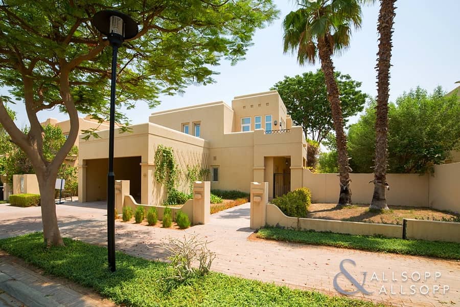 Exclusive | Vacant | Large BUA | 5 Bed