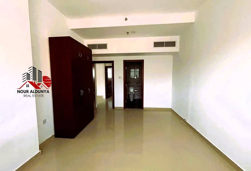 9 14671564-98034o. jpg