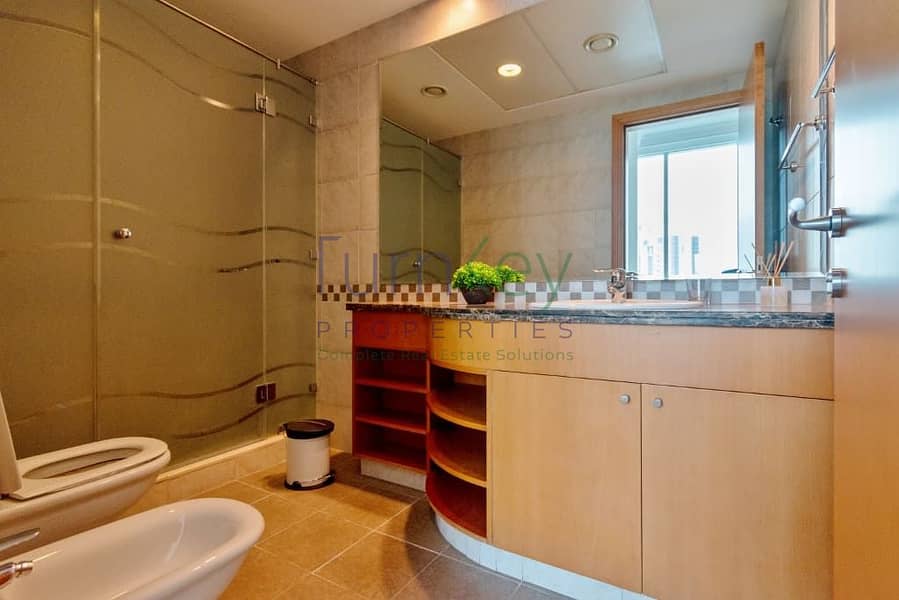 12 2 nd Bathroom. jpg