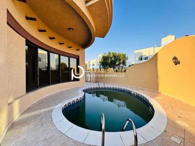 4 Bedroom Villa for Rent in Mirdif, Dubai - 3bdd8a8b-6170-4392-8150-836d2f1538f1. jpg