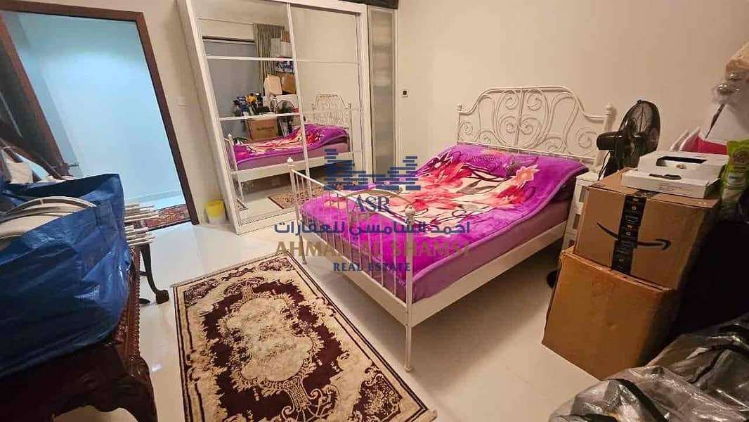 12 5dfcafac-3bed-48c5-aae2-70a004cdc176. jpg