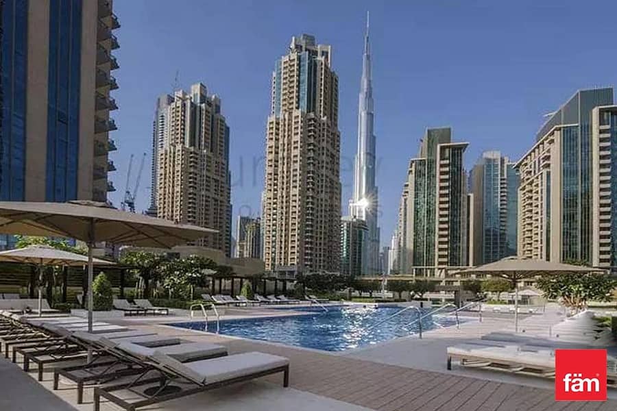 Price Reduced/ High Floor / Corner Unit