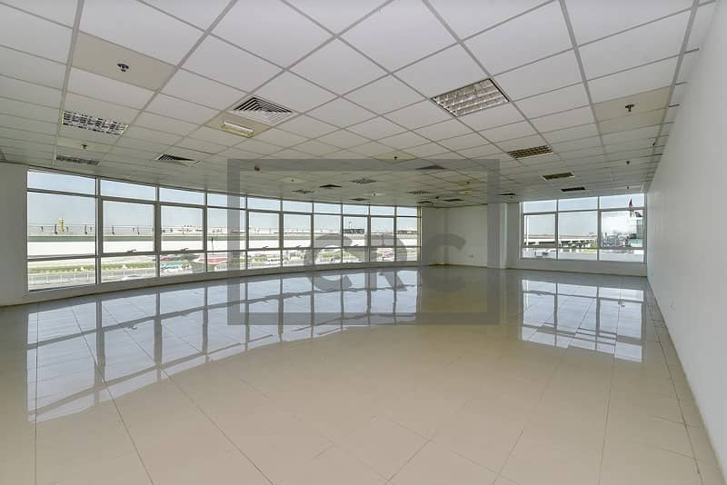Great location | Sheikh Zayed Road | Office