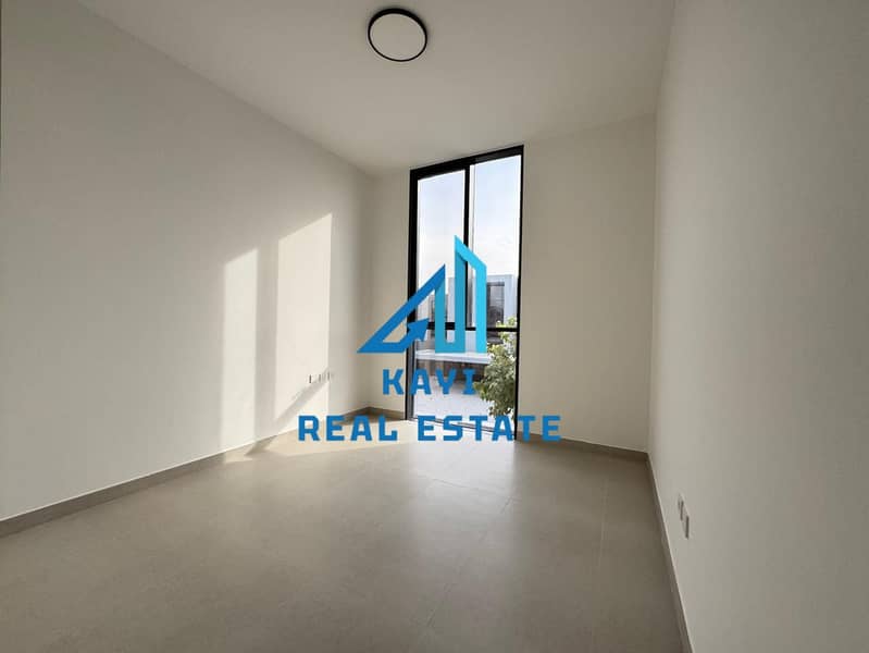 10 rubimsr4bhk14. jpeg