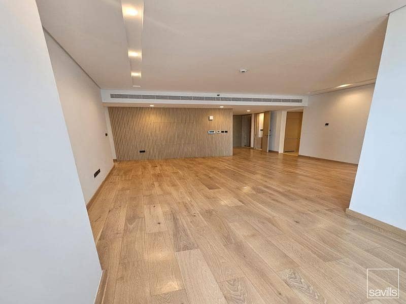Stunning Views | 2 bedroom w/ Maids | Beach Access