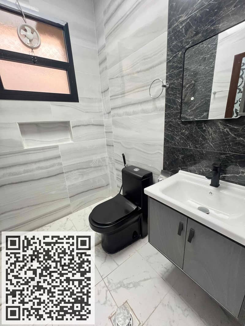 12 db7f219b-62ea-4285-baaf-7f2b7890820e. jpg