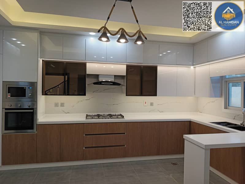 3 5f1576bc-1631-4af3-90dc-aaee9aff1b65. jpg