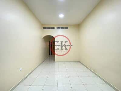 فلیٹ 2 غرفة نوم للايجار في عشارج، العین - IMG-20250706-WA0022. jpg