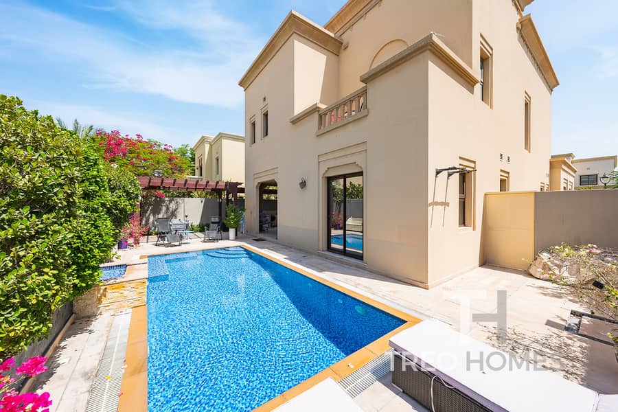 Exclusive | Island Kitchen | Popular Layout Exclusive | Island Kitchen | Popular Layout