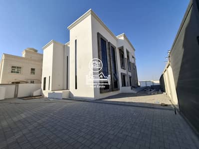 8 Bedroom Villa for Rent in Shakhbout City, Abu Dhabi - 1. jpg