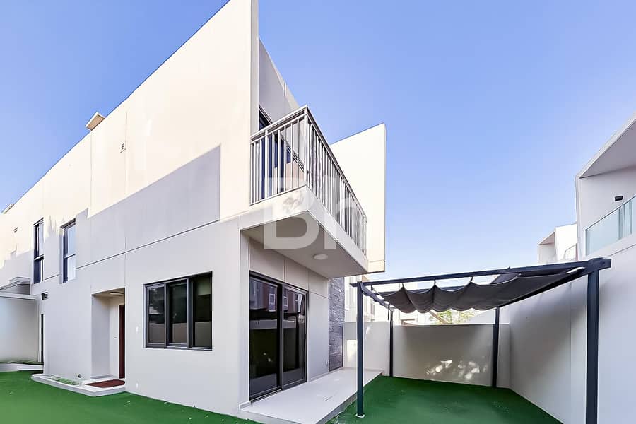 3BR+ Maids Villa in Odora, Damac Hills 2