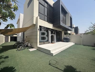 4 Bedroom Villa for Rent in DAMAC Hills, Dubai - Landscaped | Upgraded | High End Facilities