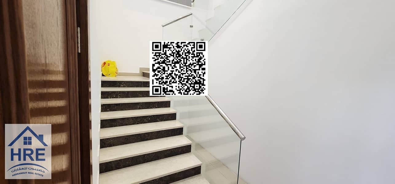 4 79ea00c4-523a-4860-ad2d-cb015933df45. jpg
