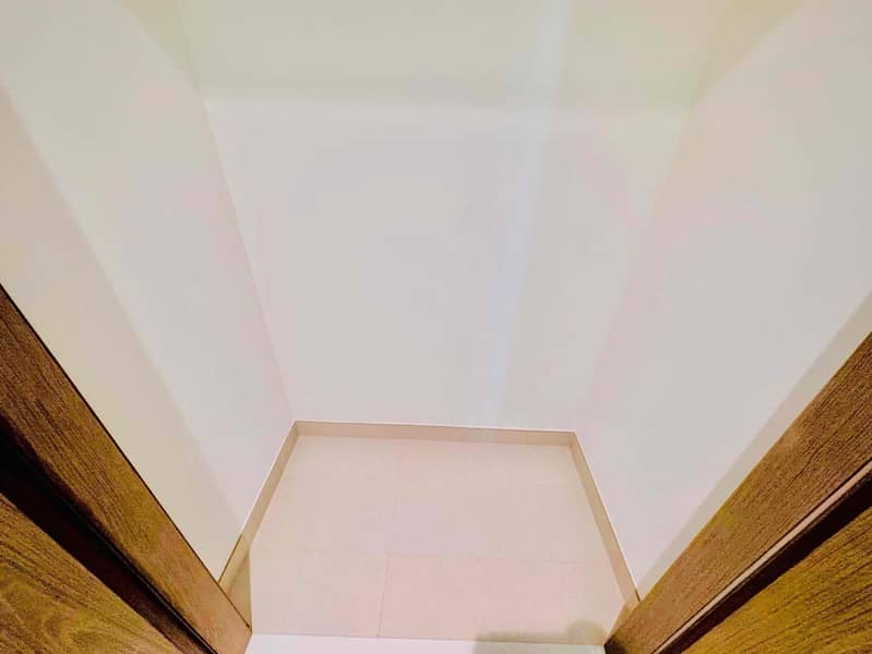 11 9c263c00-eb47-46f9-85ed-69f65df2f2cf. jpg