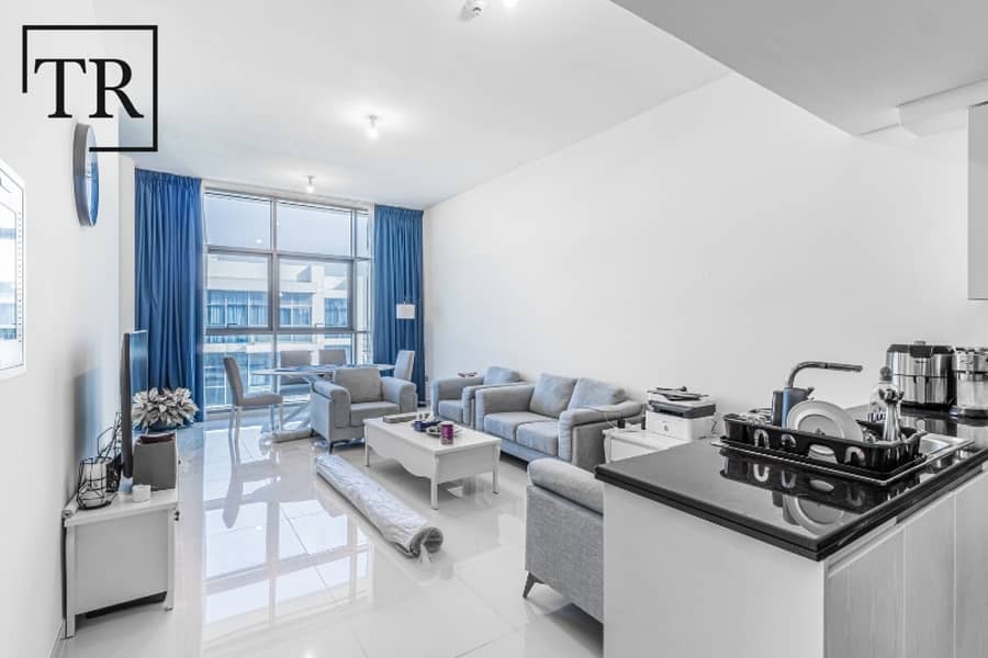 Furnished | Community View | Contemporary Design