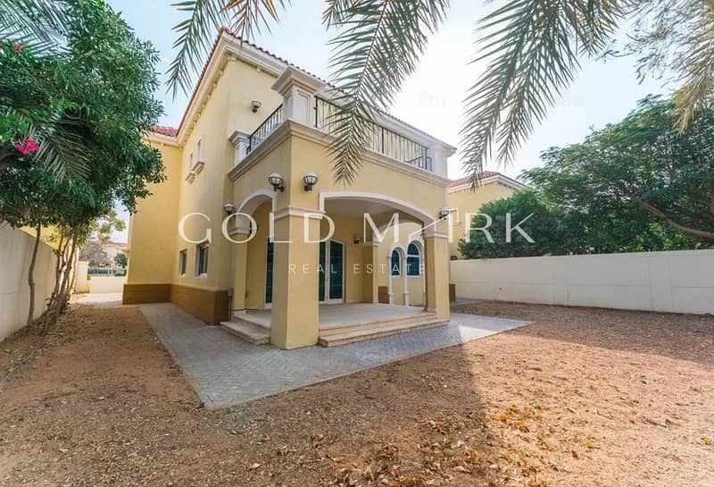 Huge Plot I Close to Pavilion I Ready to Move In