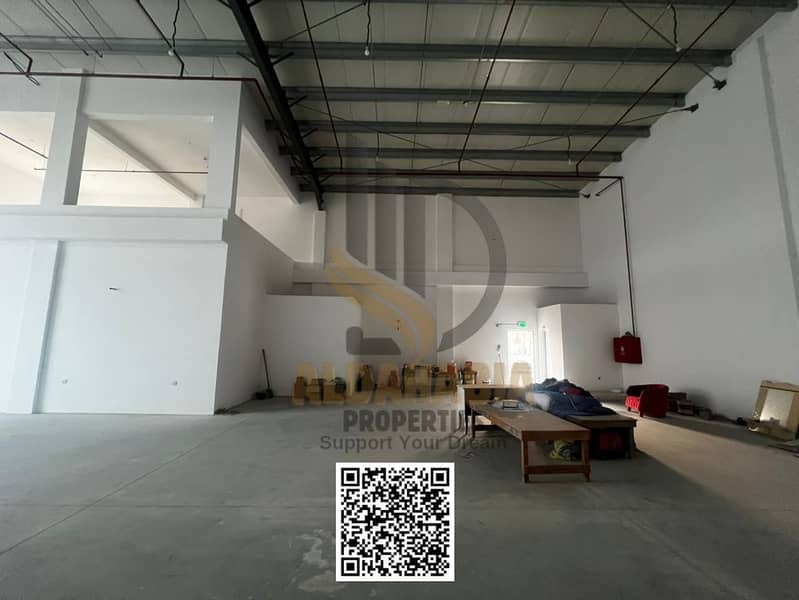 4 59fc13d3-7642-4a8c-92a8-dac26efdb34b. jpeg