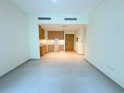 1 Bedroom Apartment for Rent in Dubai Creek Harbour, Dubai - Spacious & Bright | Modern Apartment | Walk to the Beach
