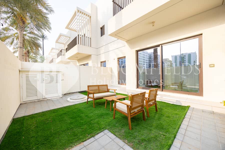 2 24 backyard. jpg