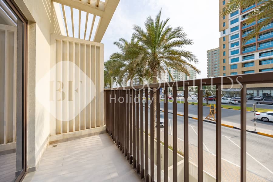 21 17 masters bedroom balcony. jpg